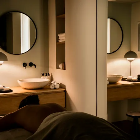 National Des Arts Et Metiers Hotel 4*