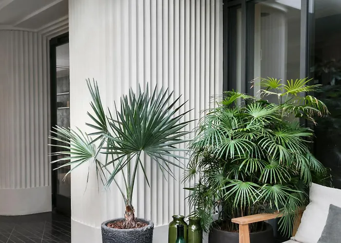 Отель National Des Arts Et Metiers 4*