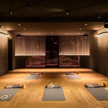 National Des Arts Et Metiers מלון 4*